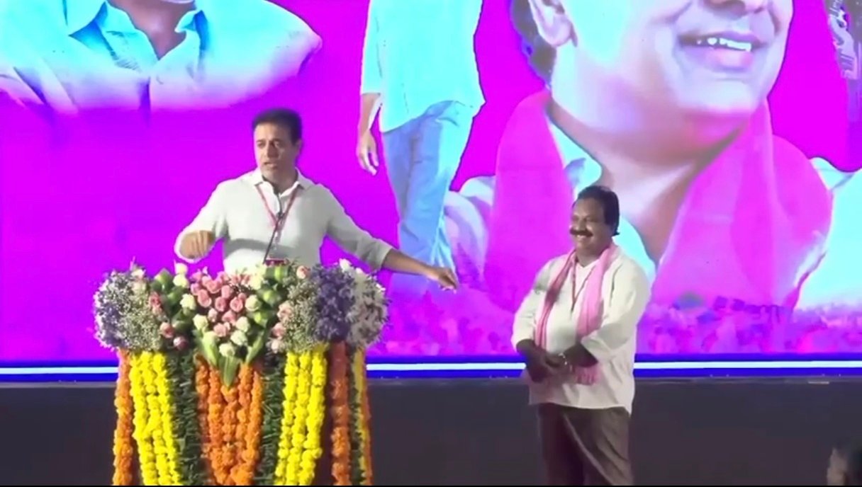 "వచ్చే ఐదేళ్లు చిట్టి నాయుడుకి సినిమా చూపిస్తా" హన్మకొండ లో కేటీఆర్ సంచలన వ్యాఖ్యలు - Additional Image