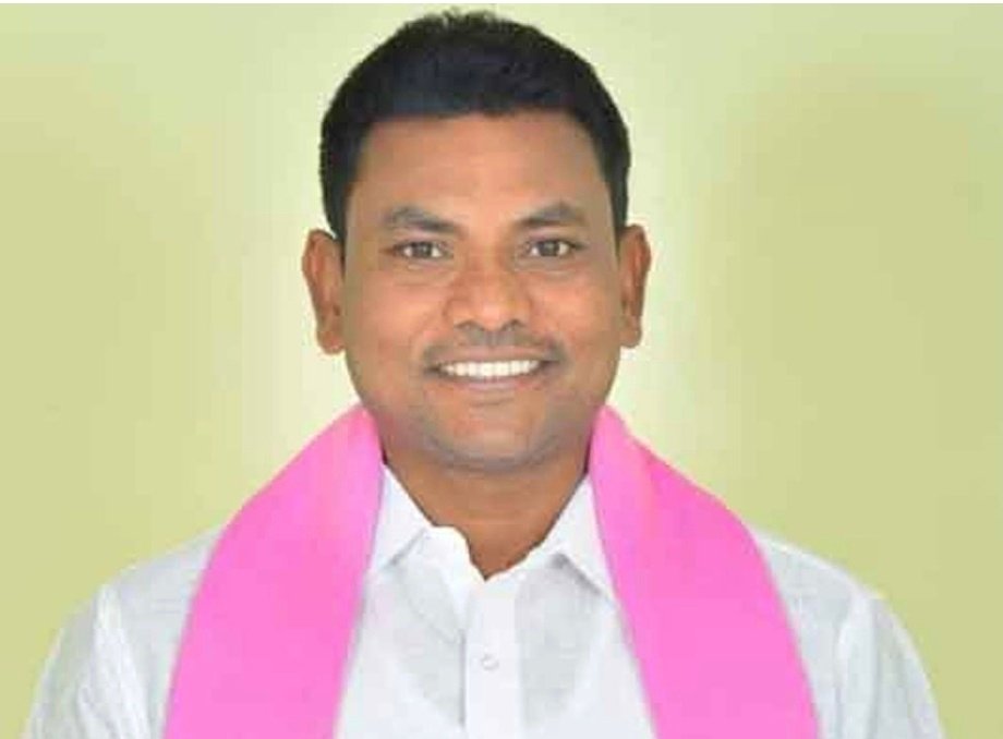 పెళ్లి పేరుతో మోసం..? మాజీ ఎమ్మెల్యేపై కేసు