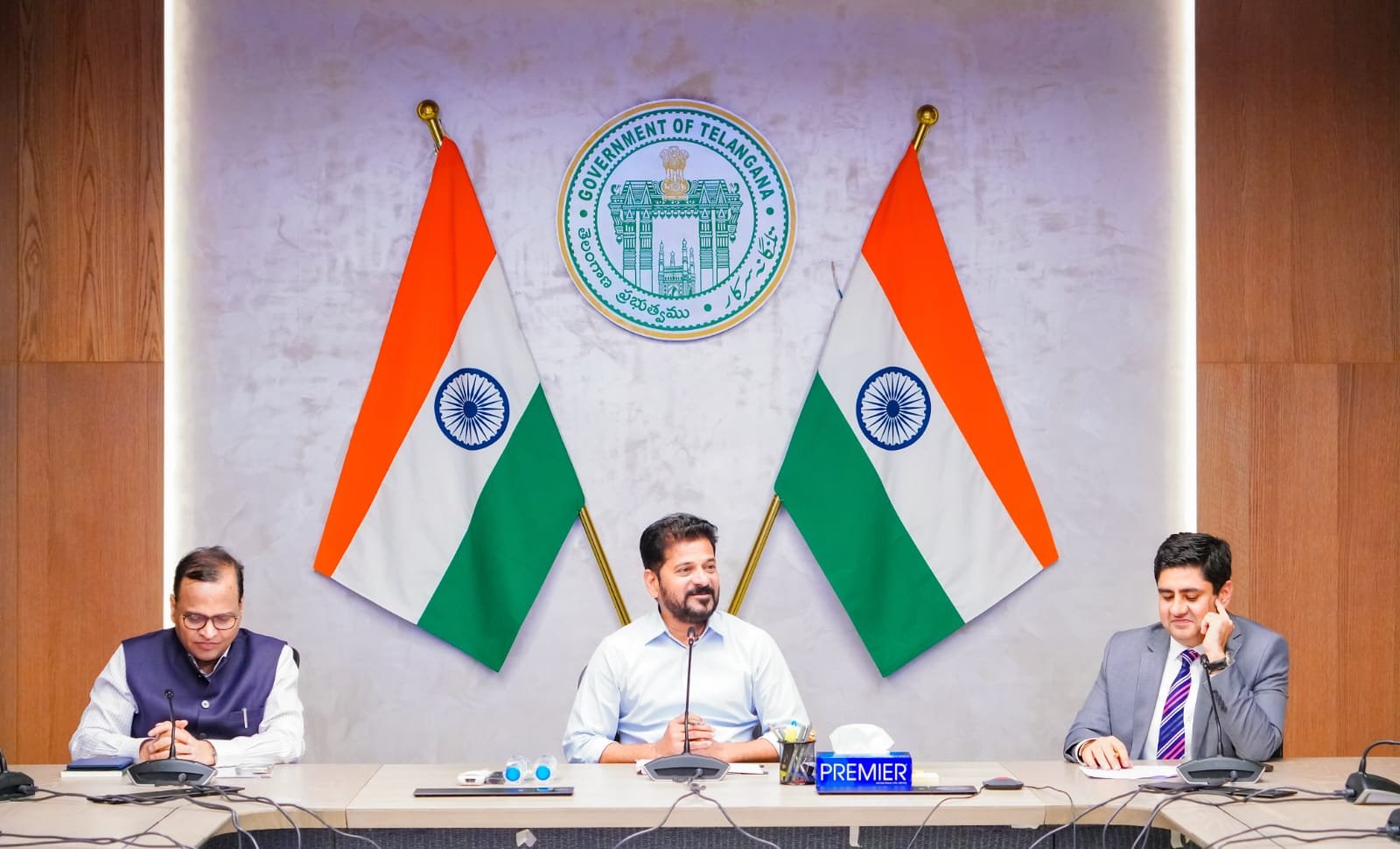 తెలంగాణలో పెట్టుబడులు పెట్టండి..!