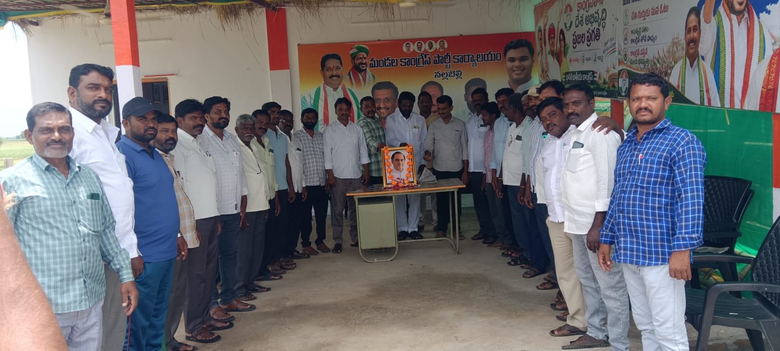 నల్లబెల్లిలో ఘనంగా రాజీవ్‌గాంధీ జయంతి