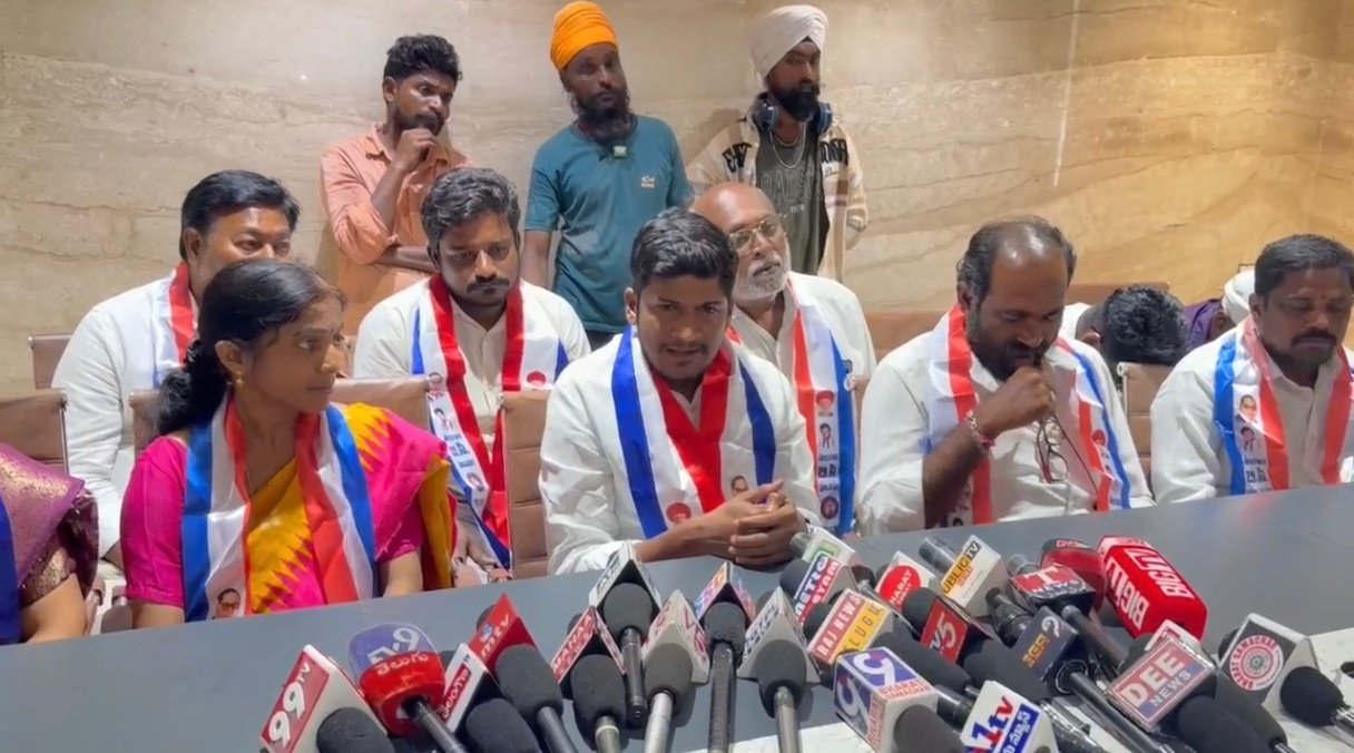 రెడ్డిలకో న్యాయం.. బీసీ మహిళకో న్యాయమా?